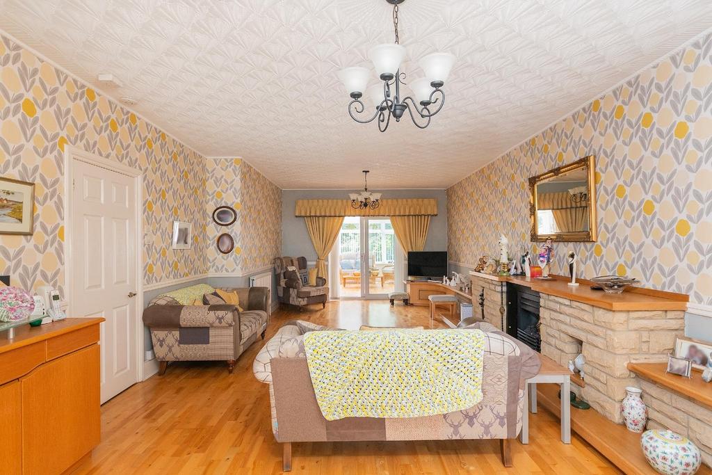 8 H3 RBD - Living Room C.jpg