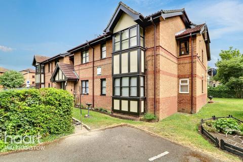99 Chamberlain Place, London, E17 6AZ