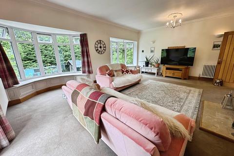 3 bedroom detached house for sale, Ashby Road, Burton-on-Trent, DE15