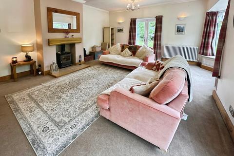 3 bedroom detached house for sale, Ashby Road, Burton-on-Trent, DE15