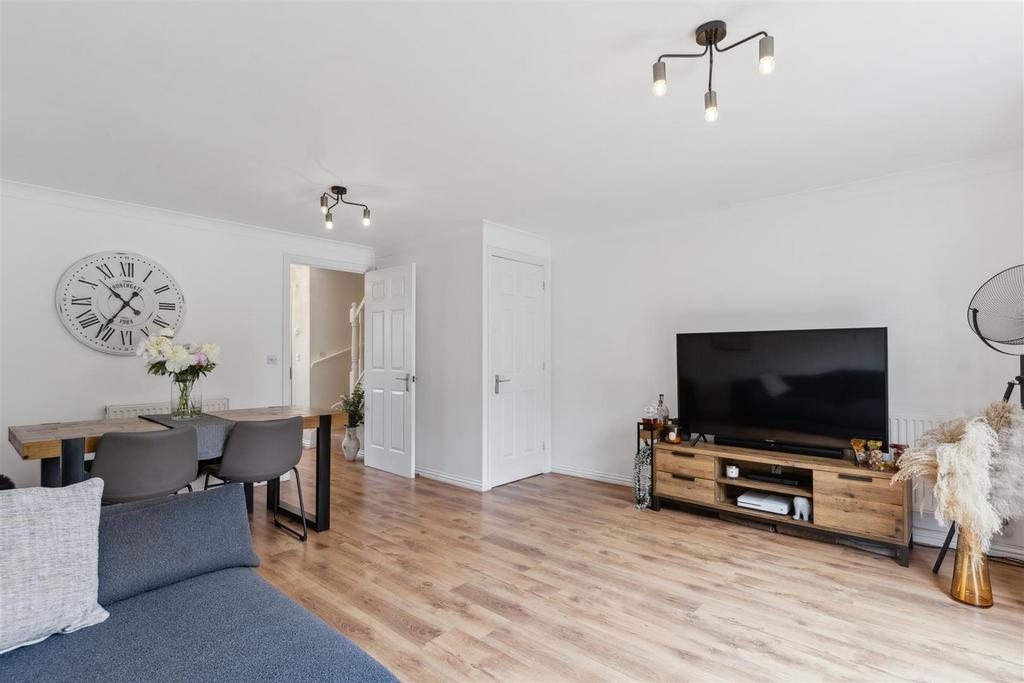 Living/Dining Room