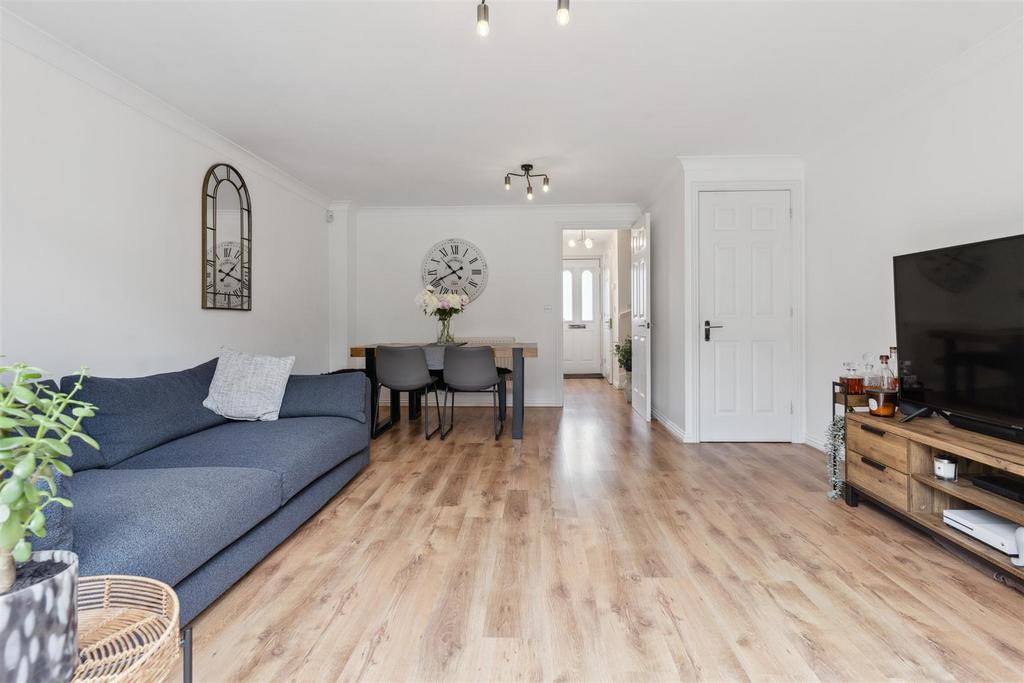 Living/Dining Room