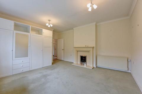 1 bedroom semi-detached bungalow for sale, Bowling Court, Henley On Thames