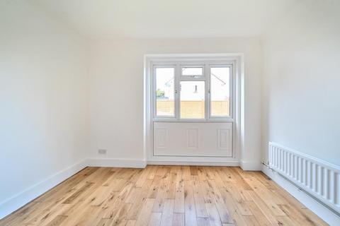 2 bedroom maisonette for sale, Lower Sunbury,  Surrey,  TW16