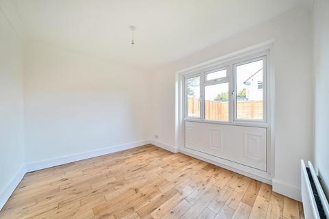2 bedroom maisonette for sale, Lower Sunbury,  Surrey,  TW16