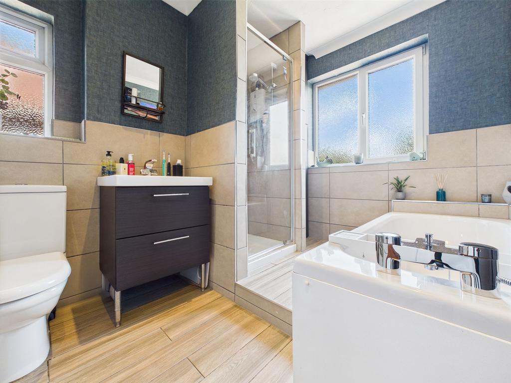 Shower-Room