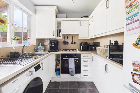 2 bedroom terraced house for sale, Cypress Gardens, Longlevens, Gloucester, Gloucestershire, GL2