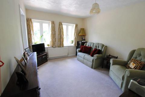 undefined, Coulsdon Road, Old Coulsdon, CR5 1EA
