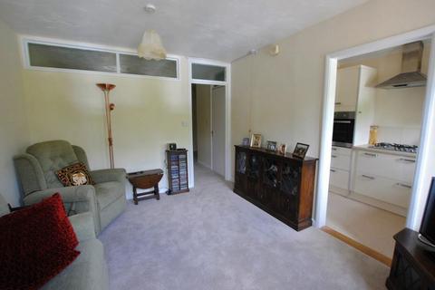 undefined, Coulsdon Road, Old Coulsdon, CR5 1EA