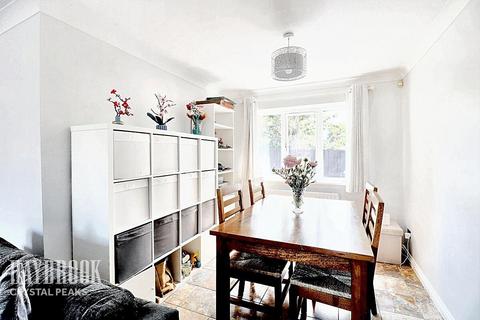 3 bedroom detached bungalow for sale, Springwood Court, Aston