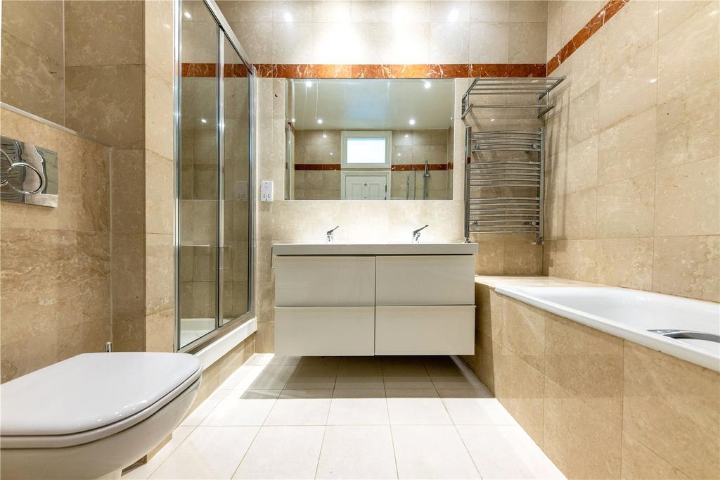 Principal Bathroom