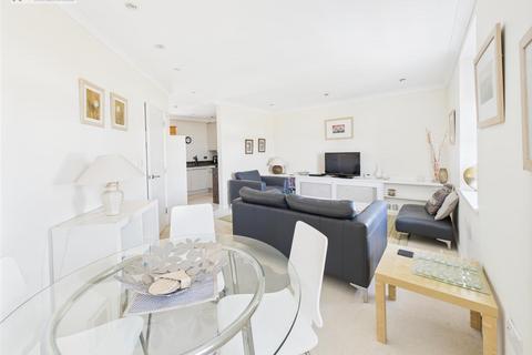 undefined, New Quay Street, Appledore