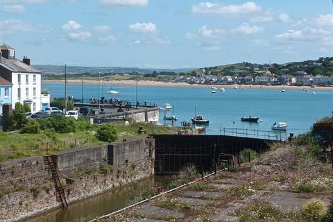 undefined, New Quay Street, Appledore