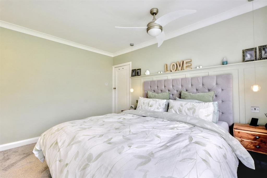 Bedroom 1 3.jpeg