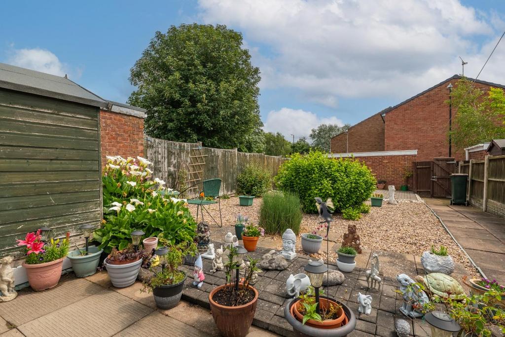 Garden-3.jpg