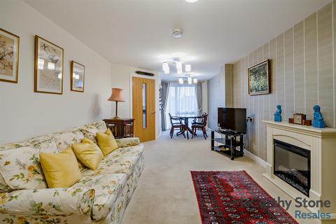 2 bedroom apartment for sale, Monument Place, Endless Street, Salisbury