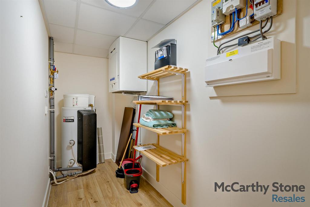 8649354-interior12-800.jpg