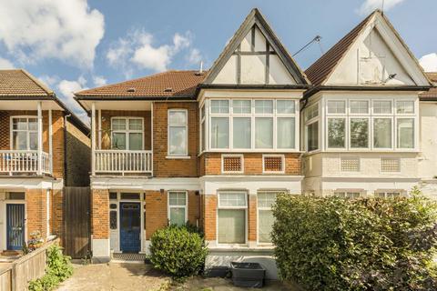 Lynton Road, London W3