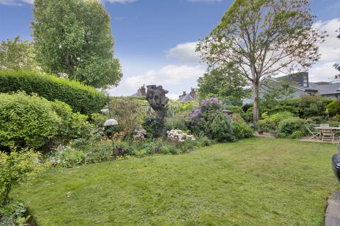 2 bedroom flat for sale, Lansdowne Road, Tunbridge Wells
