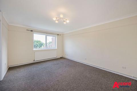 49 Vignoles Road, Romford, RM7 0DT