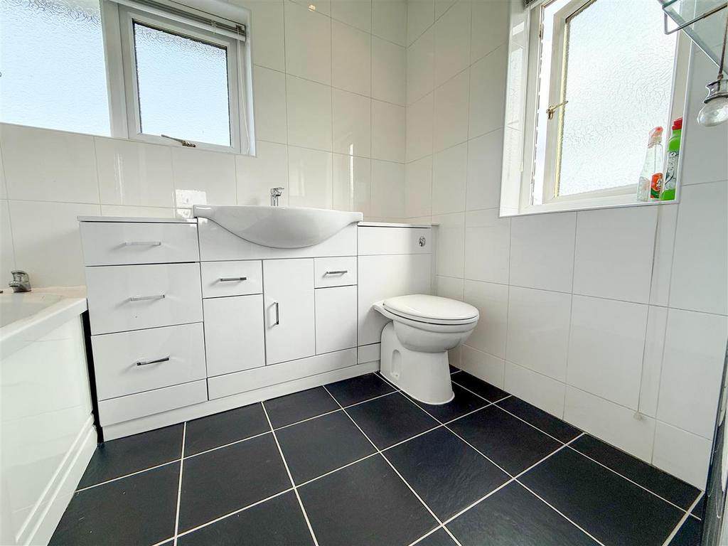 Family bathroom