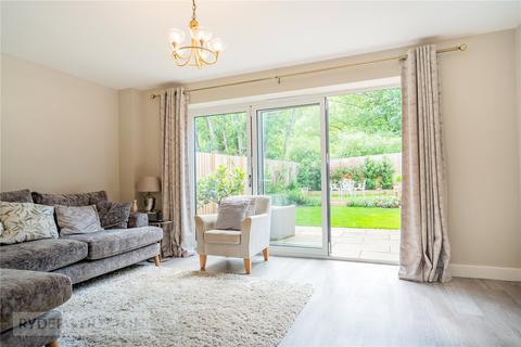 3 bedroom semi-detached house for sale, Tenter Hill Gardens, Shepley, Huddersfield, West Yorkshire, HD8