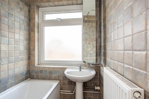 56 Guerin Square, London, E3 2DP