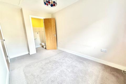 3 bedroom semi-detached house for sale, Kingdon Avenue, South Molton, Devon, EX36