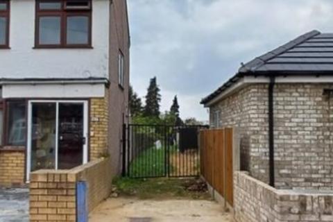 Land for sale, 67 Mayswood Gdns Dagenham RM10 8UU