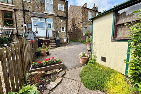 3 bedroom end of terrace house for sale, Low Leighton Road, High Peak SK22