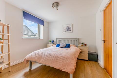 25/17 Springfield Street, EH6 5DE