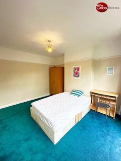 5 bedroom house share to rent, New Malden, KT3