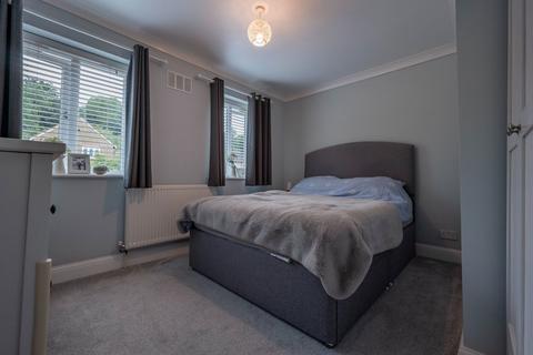 27 Brindles Field, Tonbridge, TN9 2YR