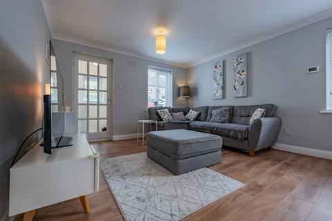 27 Brindles Field, Tonbridge, TN9 2YR