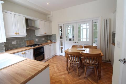 26 Mount View, Oakworth, Keighley, BD22 7QD