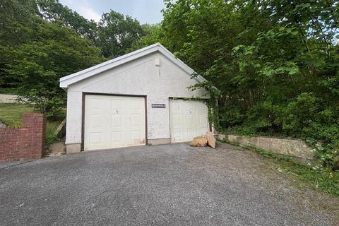 4 bedroom detached house for sale, Horeb Road, Mynyddygarreg, Kidwelly