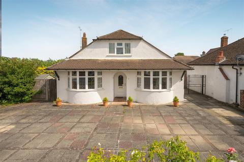 3 bedroom detached house for sale, Bell View, Windsor