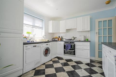3 bedroom detached house for sale, Bell View, Windsor