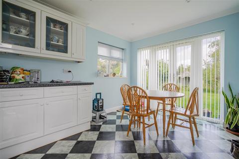 3 bedroom detached house for sale, Bell View, Windsor