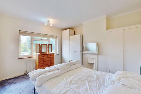 3 bedroom semi-detached house for sale, Gale Street, Dagenham, RM9