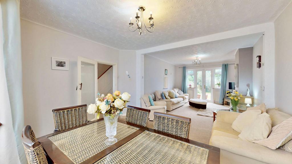 Lounge/Dining room