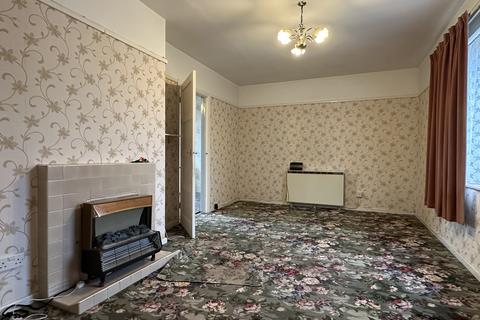 3 bedroom semi-detached house for sale, 4 Coronation Close, Waterbeach, Cambridge, Cambridgeshire CB25 9NP