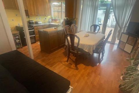 3 bedroom house to rent, Sherringham Avenue, Tottenham