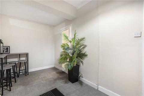 5 Strode Road, London, E7 0DU