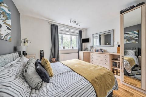 2 bedroom apartment for sale, Prendergast Road, London, United Kingdom