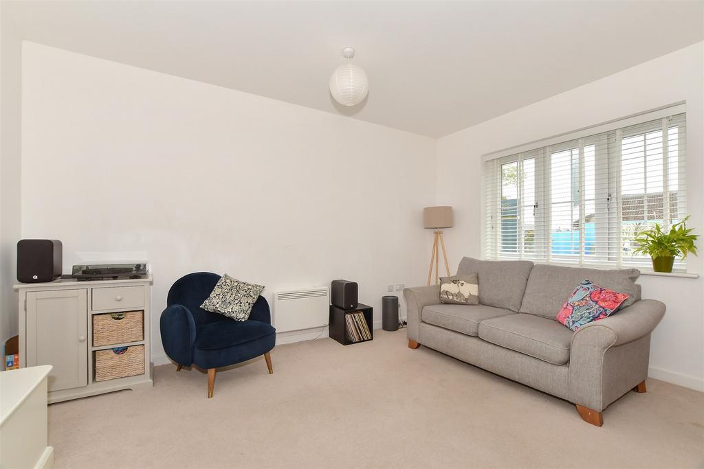 Lounge/Kitchen
