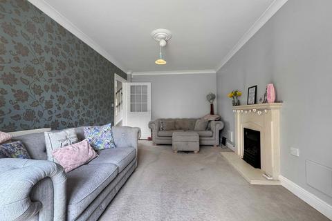36 Chestnut Avenue, Great Notley, Braintree, CM77 7YJ