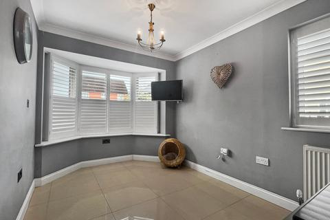 36 Chestnut Avenue, Great Notley, Braintree, CM77 7YJ