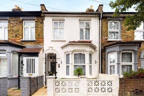 3 bedroom terraced house for sale, Meath Road, Stratford, London, E15