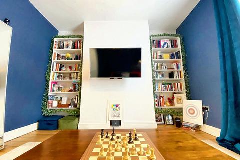 3 bedroom maisonette for sale, Oldham Road, Ancoats
